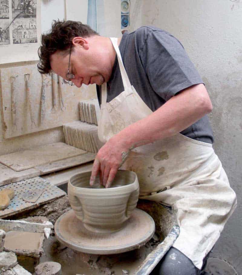 Pottery Clay for Beginners: How to Choose 